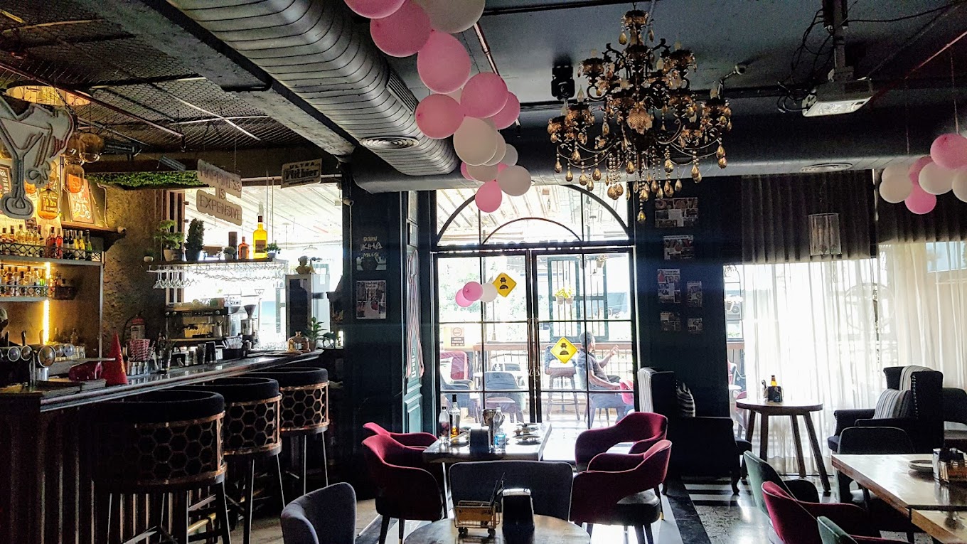 Cafe Coffee Bar photo