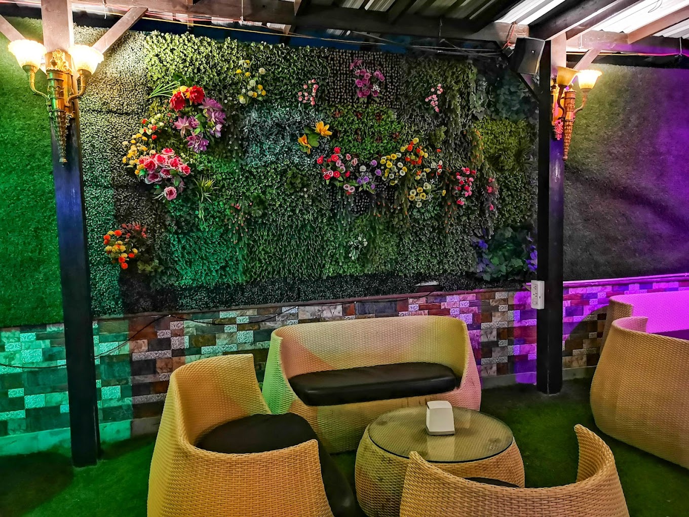 Drink N Dine photo