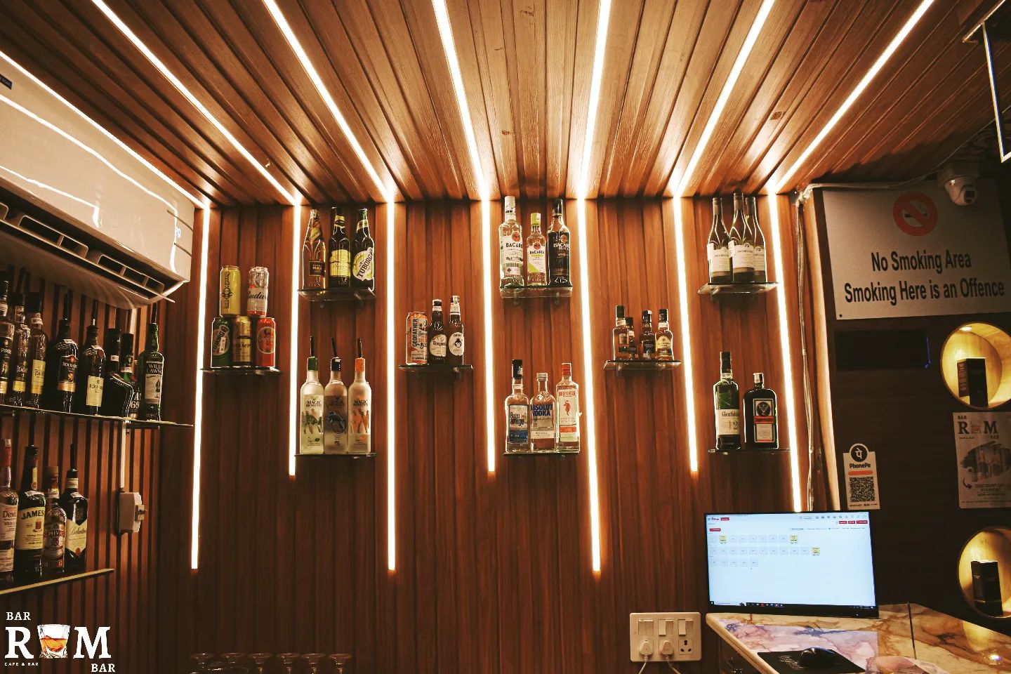 BAR RUM BAR photo