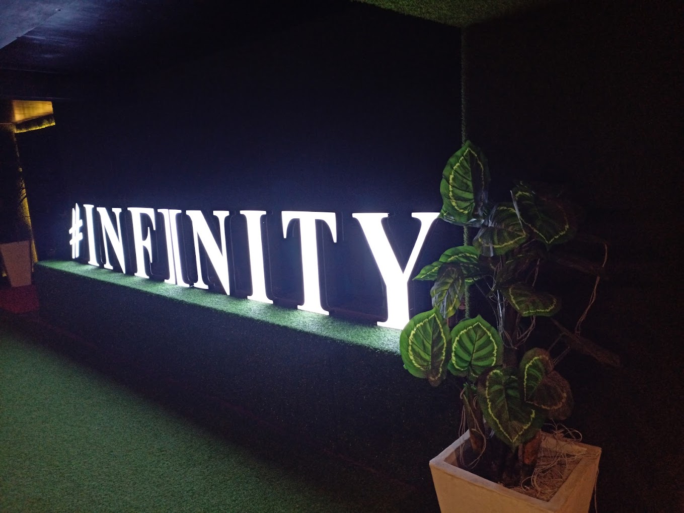 Infinity Lounge Dine And Bar photo