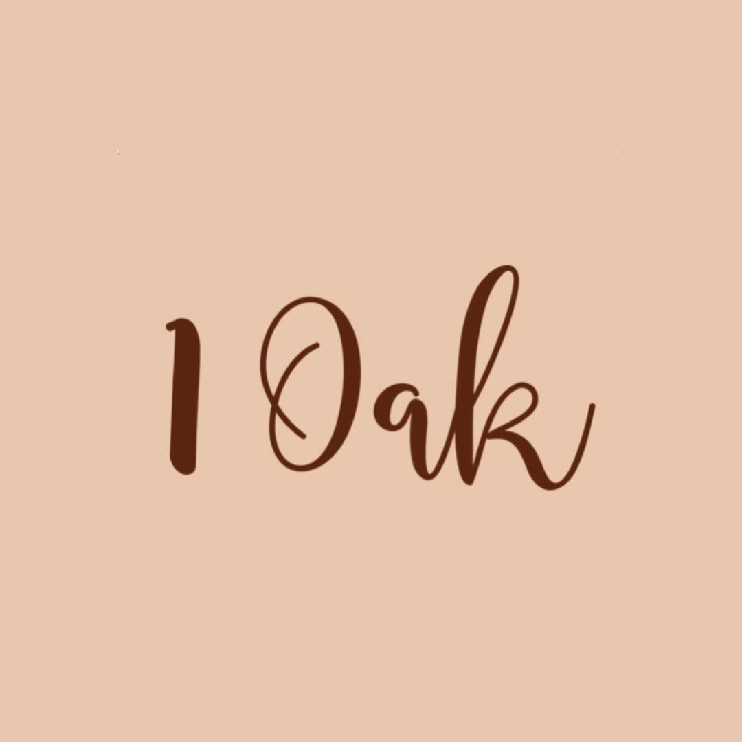 1 Oak Cafe & Bar